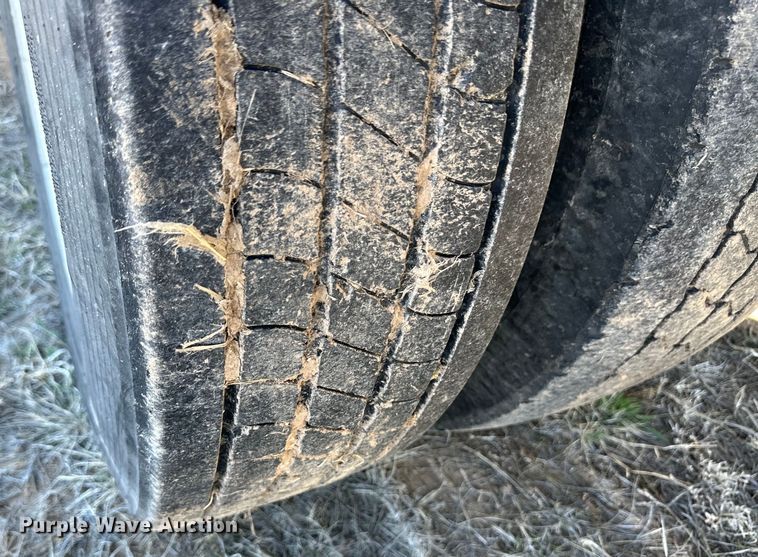 image for item OI9340 1998 Timpte grain trailer