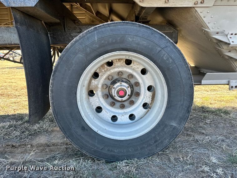 image for item OI9340 1998 Timpte grain trailer