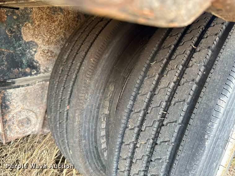 image for item OJ9487 1989 Transcraft DTLM 22-48 drop deck trailer