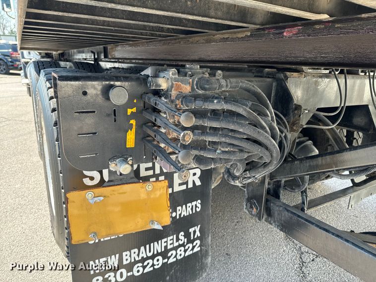 image for item OJ9671 2015 Caterpillar CT600S rollback truck