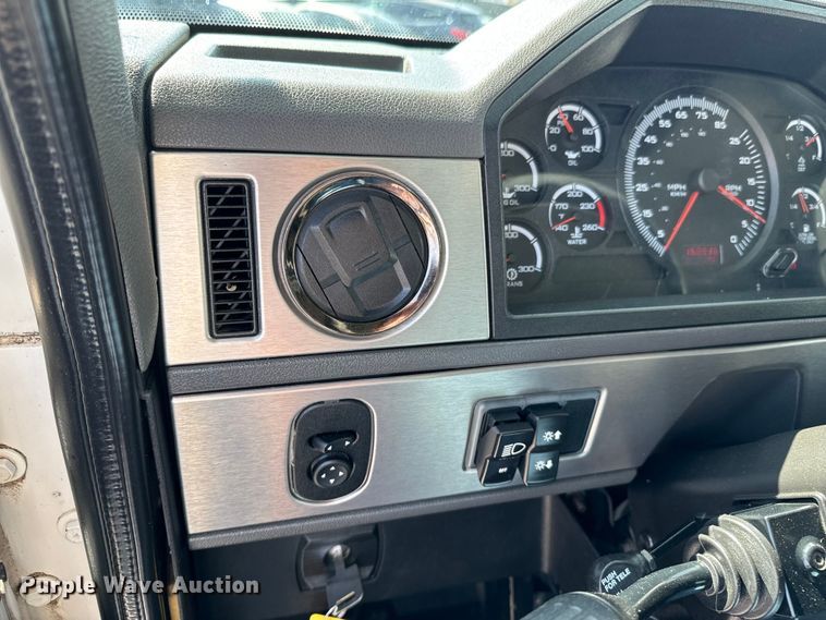 image for item OJ9671 2015 Caterpillar CT600S rollback truck