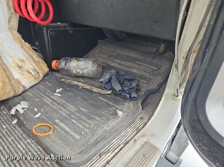 image for item OK9858 1995 Freightliner  FLD120 semi truck