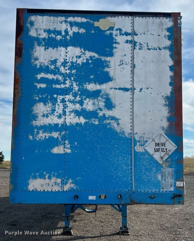 image for item OM9205 2015 Great Dane GP40 side curtain trailer