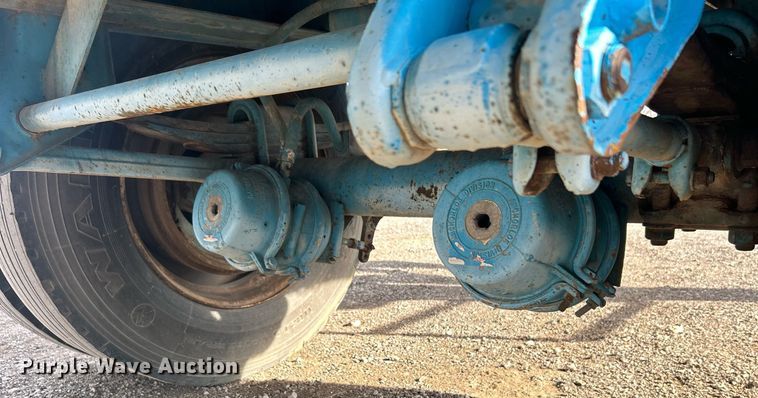 image for item OM9205 2015 Great Dane GP40 side curtain trailer