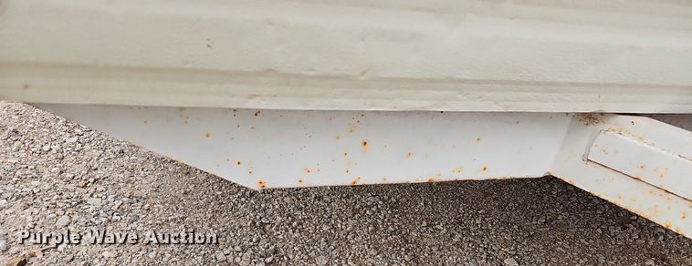 image for item DM1551 1988 Prowler Lynx 24C camper