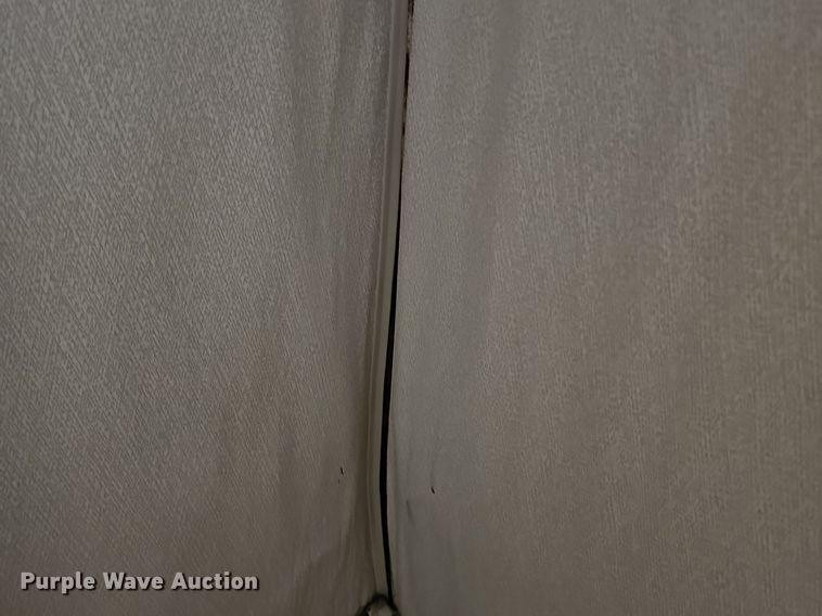 image for item DM1551 1988 Prowler Lynx 24C camper