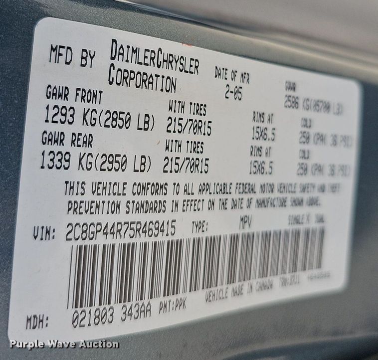 image for item DM1588 2005 Chrysler Town & Country LX van