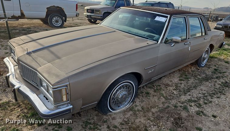 image for item DM1589 1984 Oldsmobile Delta 88 Royale 