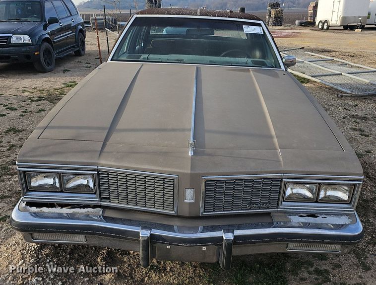 image for item DM1589 1984 Oldsmobile Delta 88 Royale 