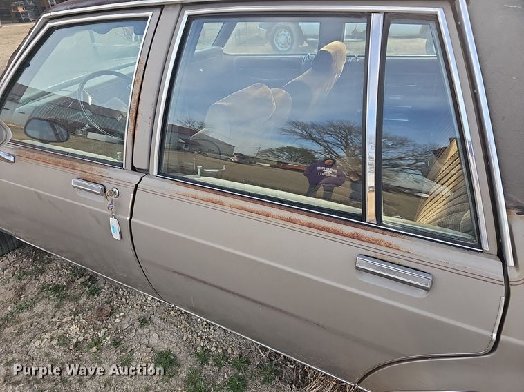 image for item DM1589 1984 Oldsmobile Delta 88 Royale 