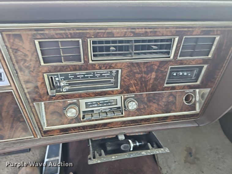 image for item DM1589 1984 Oldsmobile Delta 88 Royale 