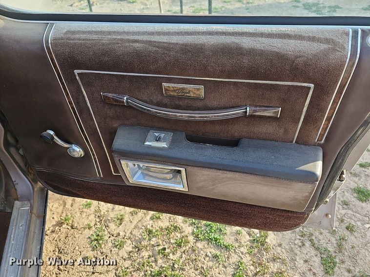 image for item DM1589 1984 Oldsmobile Delta 88 Royale 