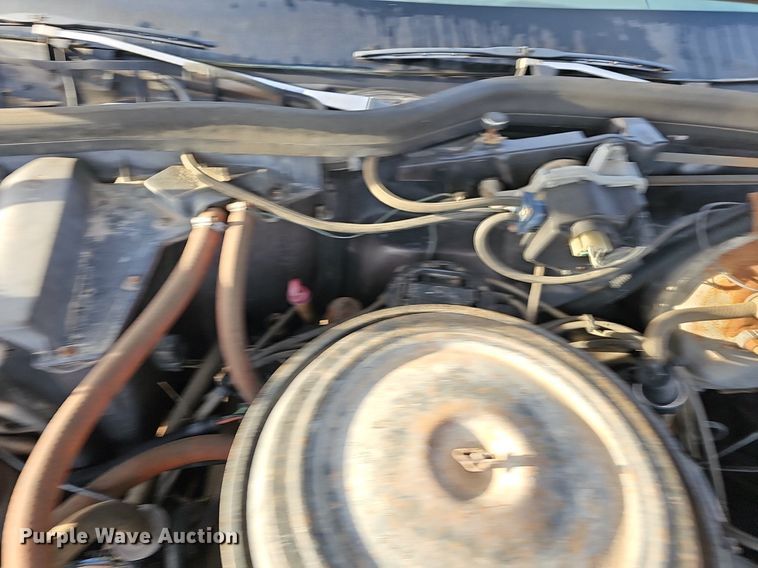 image for item DM1589 1984 Oldsmobile Delta 88 Royale 