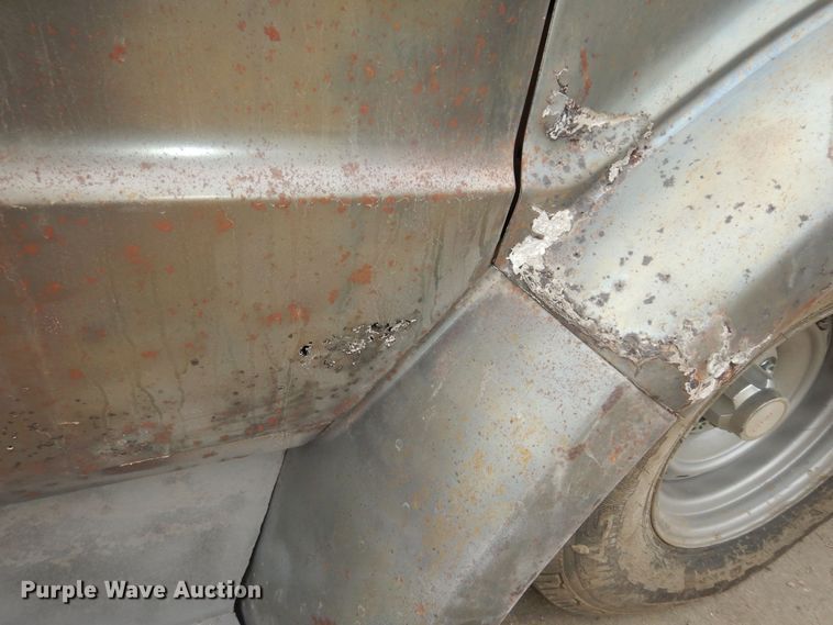 image for item DM1599 1970 GMC 5500 truck cab and chassis