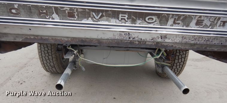 image for item DM1599 1970 GMC 5500 truck cab and chassis