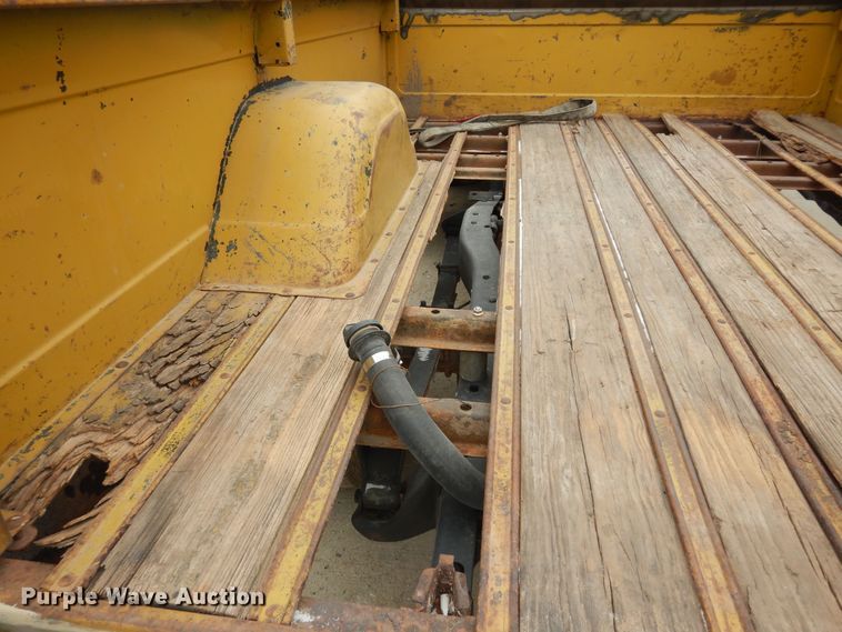 image for item DM1599 1970 GMC 5500 truck cab and chassis