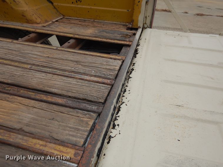 image for item DM1599 1970 GMC 5500 truck cab and chassis