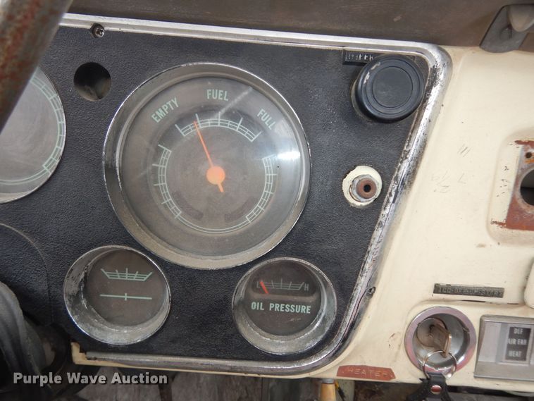 image for item DM1599 1970 GMC 5500 truck cab and chassis