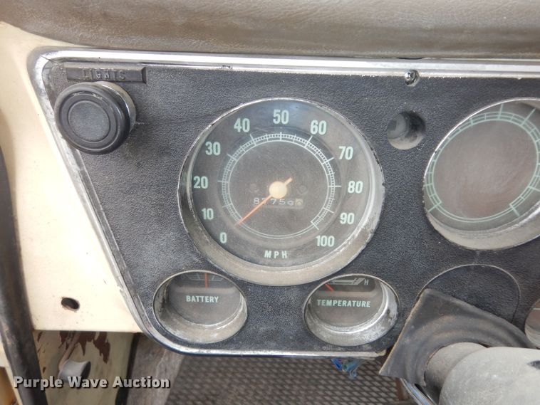 image for item DM1599 1970 GMC 5500 truck cab and chassis