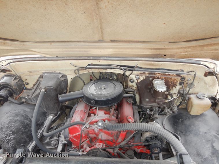 image for item DM1599 1970 GMC 5500 truck cab and chassis