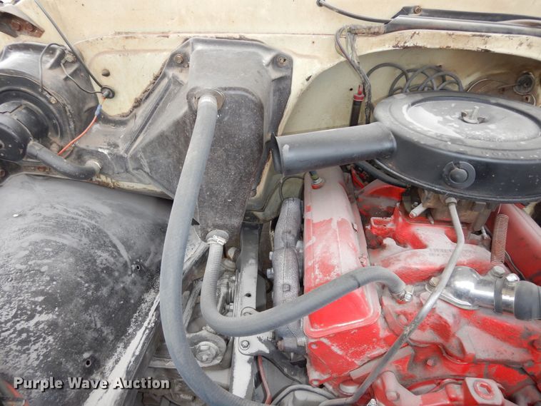 image for item DM1599 1970 GMC 5500 truck cab and chassis