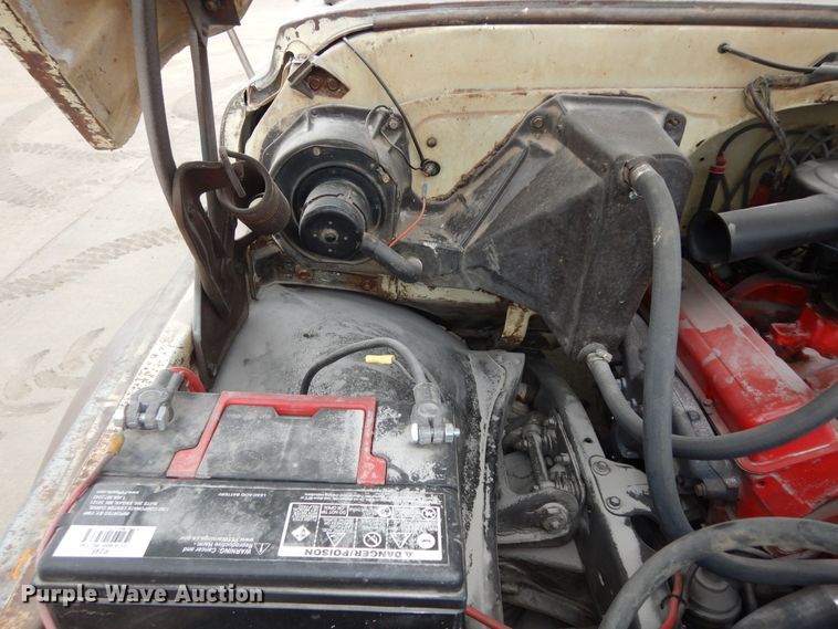 image for item DM1599 1970 GMC 5500 truck cab and chassis