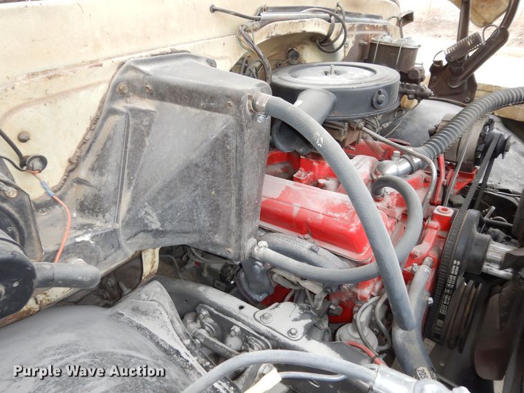 image for item DM1599 1970 GMC 5500 truck cab and chassis