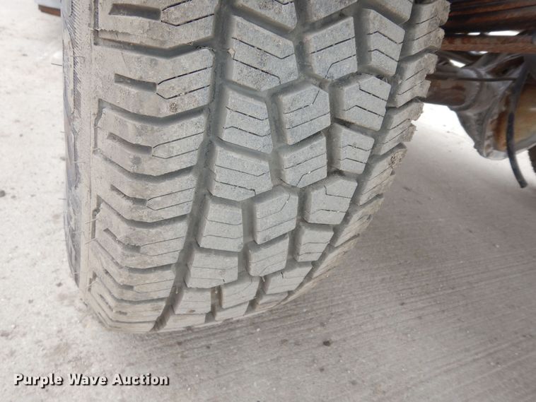 image for item DM1599 1970 GMC 5500 truck cab and chassis