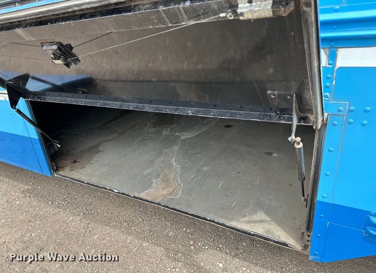 image for item DN2414 2005 Blue Bird All American school bus