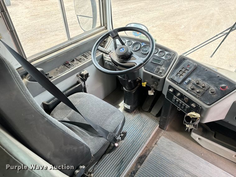 image for item DN2414 2005 Blue Bird All American school bus