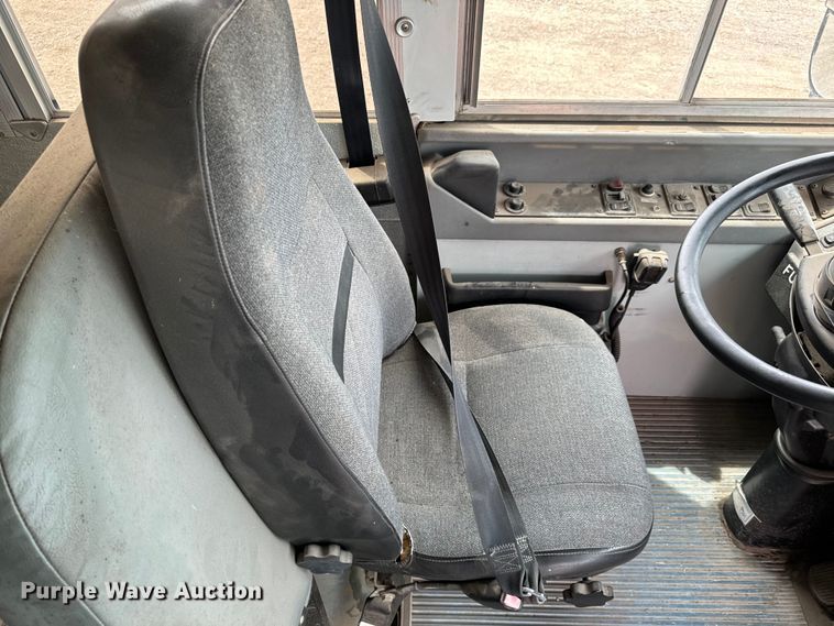 image for item DN2414 2005 Blue Bird All American school bus