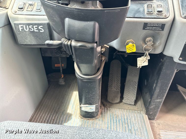 image for item DN2414 2005 Blue Bird All American school bus