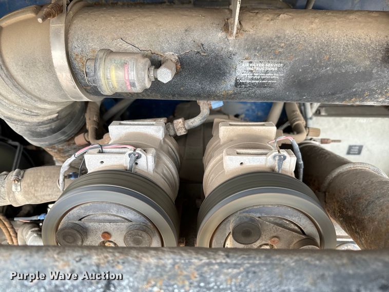 image for item DN2414 2005 Blue Bird All American school bus