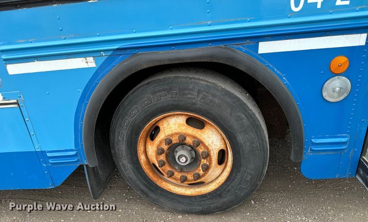 image for item DN2414 2005 Blue Bird All American school bus