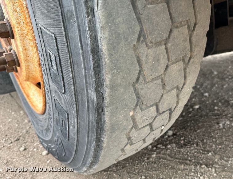 image for item DN2414 2005 Blue Bird All American school bus