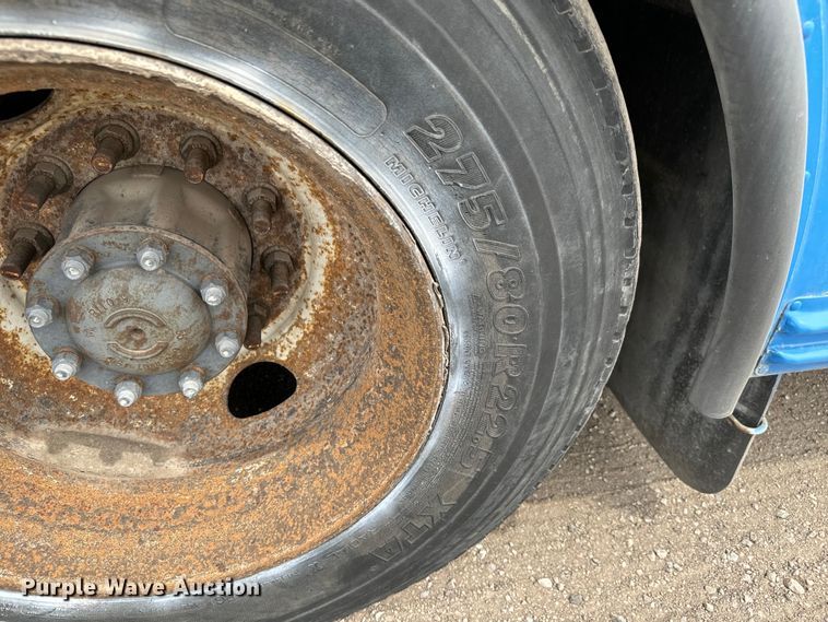 image for item DN2414 2005 Blue Bird All American school bus