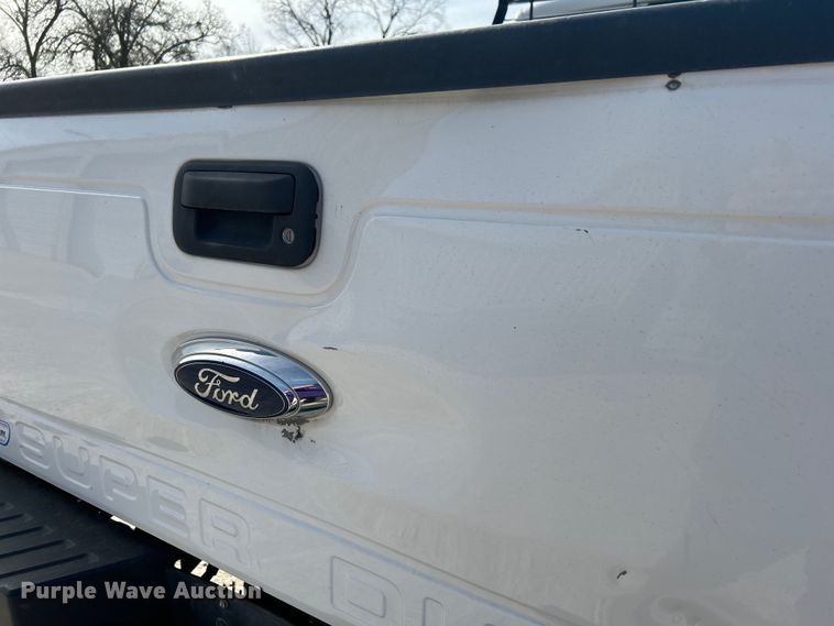 image for item DO1074 2015 Ford  F250 Super Duty SuperCab pickup truck
