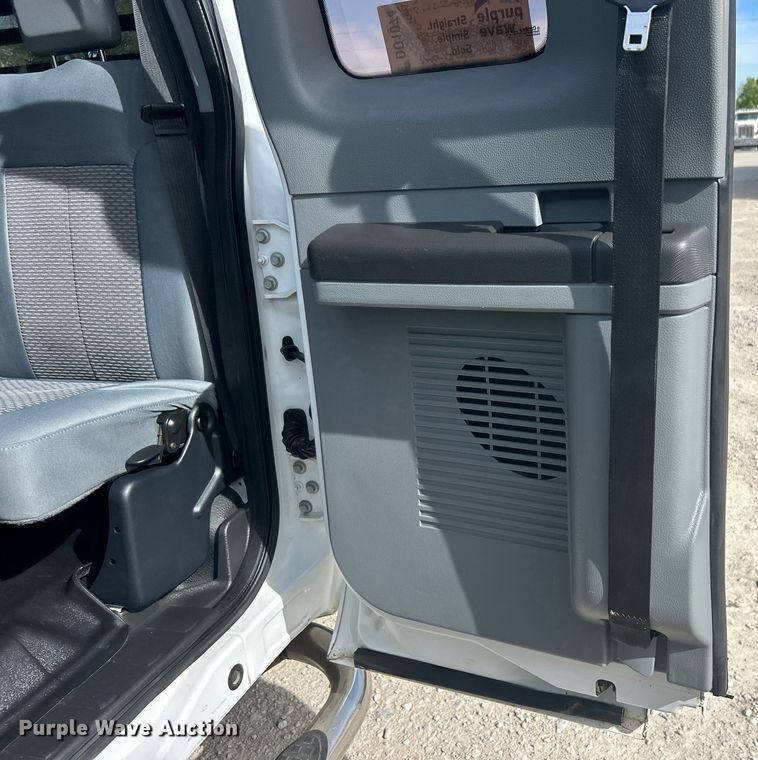 image for item DO1074 2015 Ford  F250 Super Duty SuperCab pickup truck