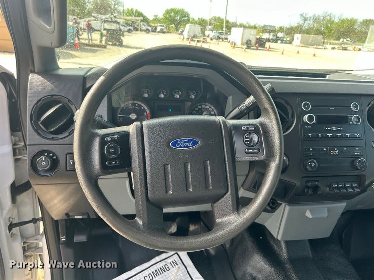 image for item DO1074 2015 Ford  F250 Super Duty SuperCab pickup truck