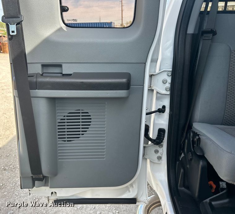 image for item DO1074 2015 Ford  F250 Super Duty SuperCab pickup truck