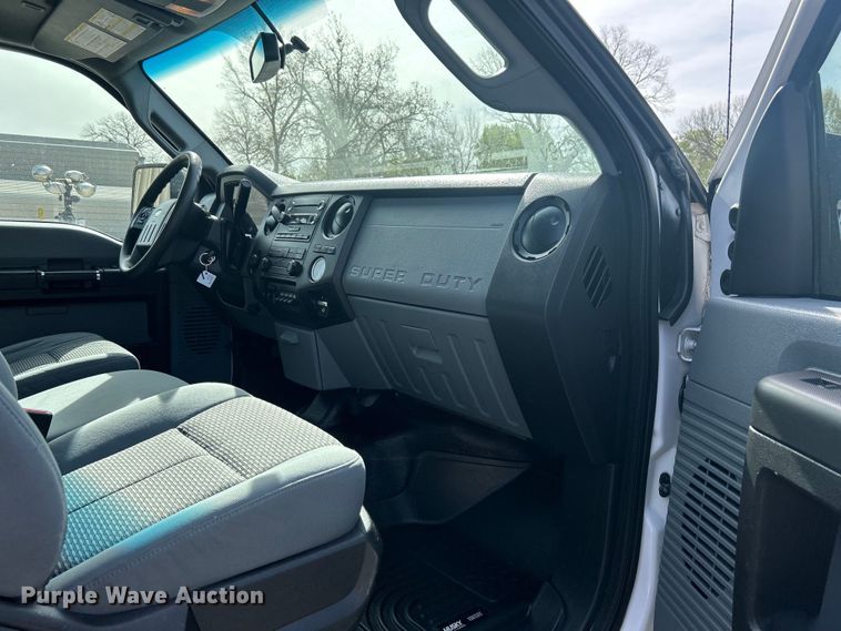 image for item DO1074 2015 Ford  F250 Super Duty SuperCab pickup truck