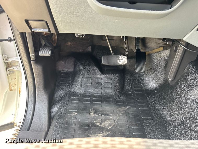 image for item DO1075 2015 Ford F250 Super Duty SuperCab pickup truck