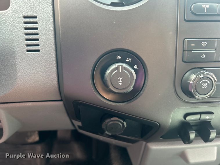 image for item DO1075 2015 Ford F250 Super Duty SuperCab pickup truck