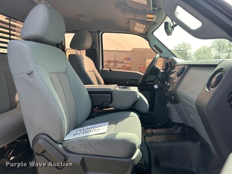 image for item DO1075 2015 Ford F250 Super Duty SuperCab pickup truck