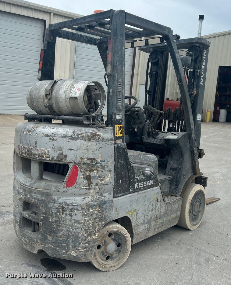 image for item DO1080 Nissan 50 forklift