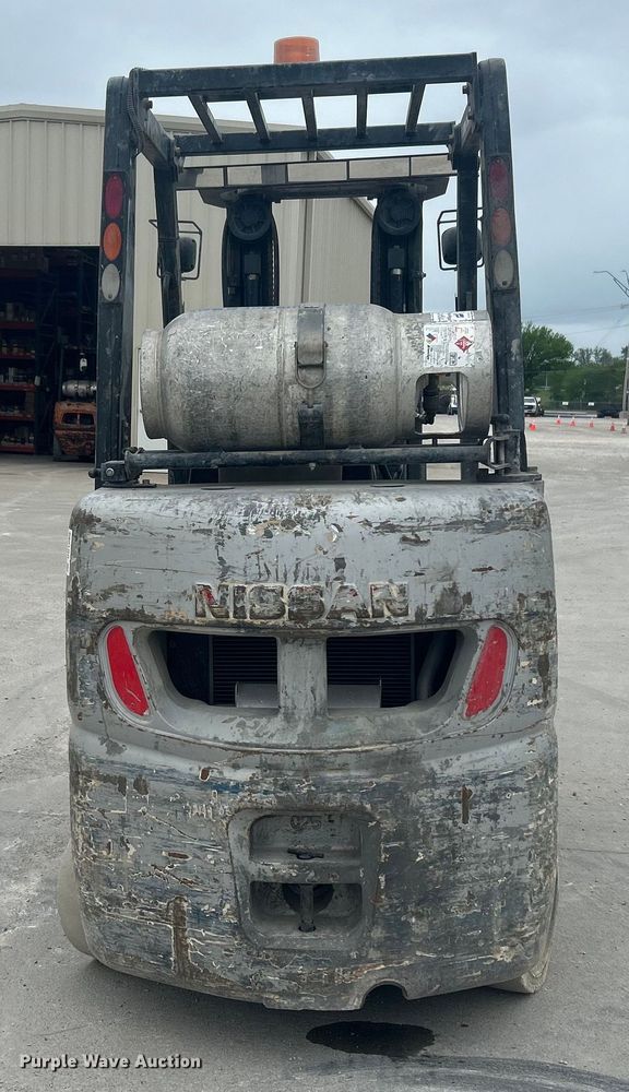 image for item DO1080 Nissan 50 forklift