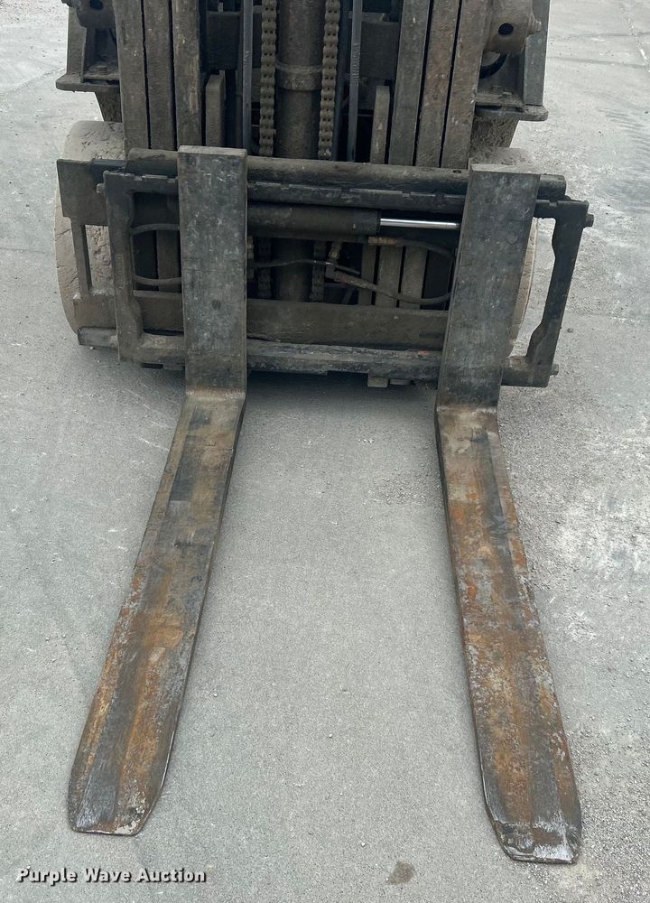 image for item DO1080 Nissan 50 forklift