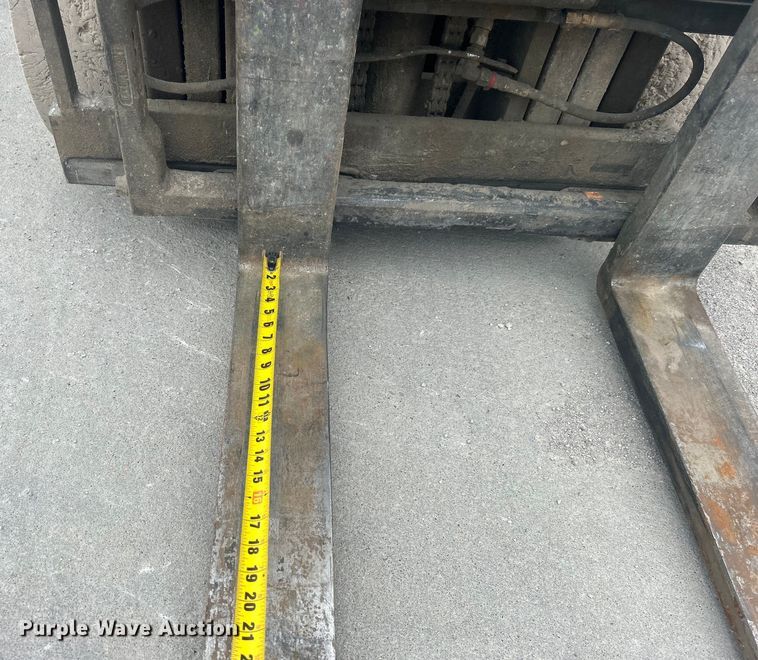 image for item DO1080 Nissan 50 forklift