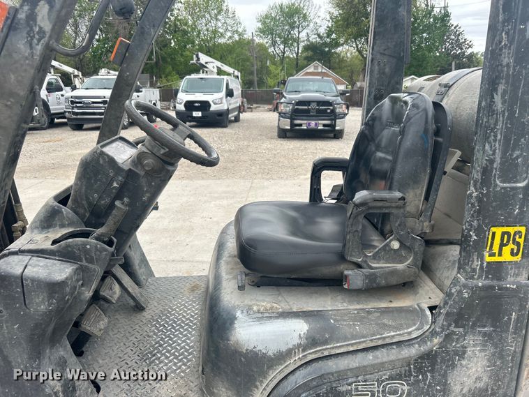 image for item DO1080 Nissan 50 forklift