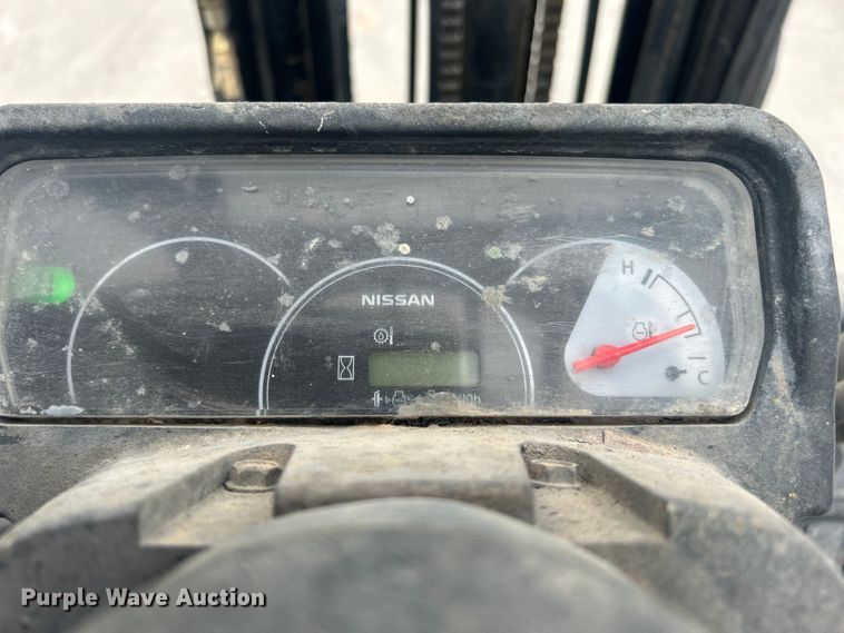 image for item DO1080 Nissan 50 forklift